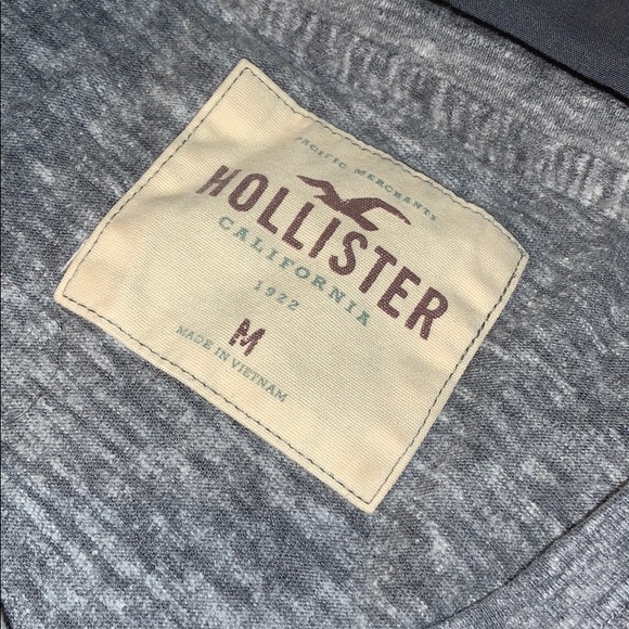 Authentic Hollister Tee - Picture 3 of 3